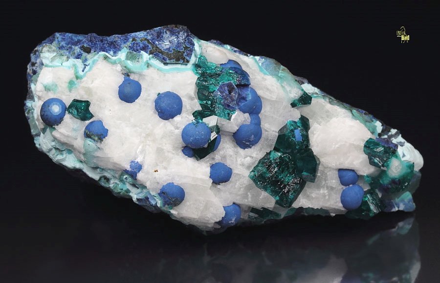 SHATTUCKITE, DIOPTASE, CHRYSOCOLLA, CALCITE