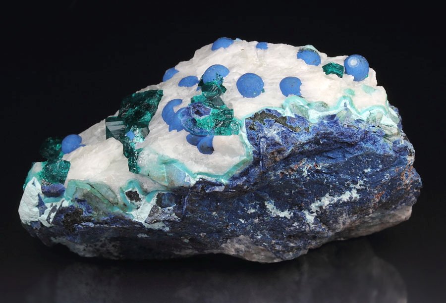 SHATTUCKITE, DIOPTASE, CHRYSOCOLLA, CALCITE