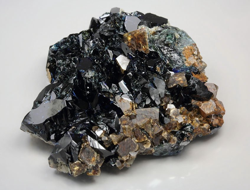 LAZULITE, SIDERITE, QUARTZ