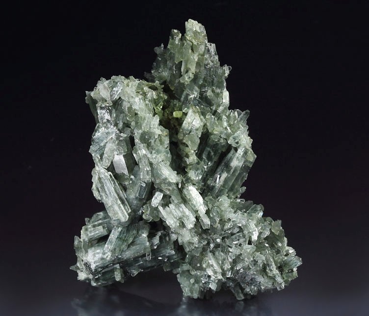 gemmy TREMOLITE