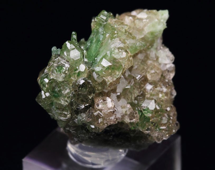 gem GARNET var. GROSSULAR with GREEN CHROMIAN PHANTOMS, DIOPSIDE