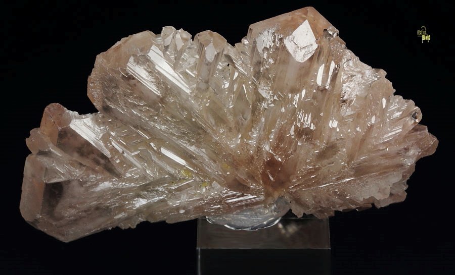 twinned CERUSSITE