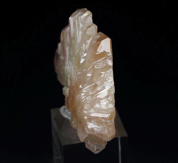 twinned CERUSSITE