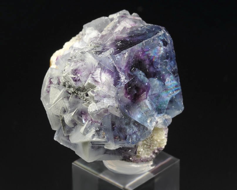 FLUORITE with phantoms, MUSCOVITE