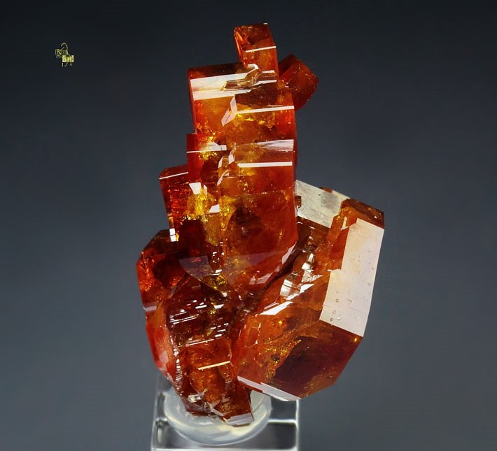 gemmy VANADINITE