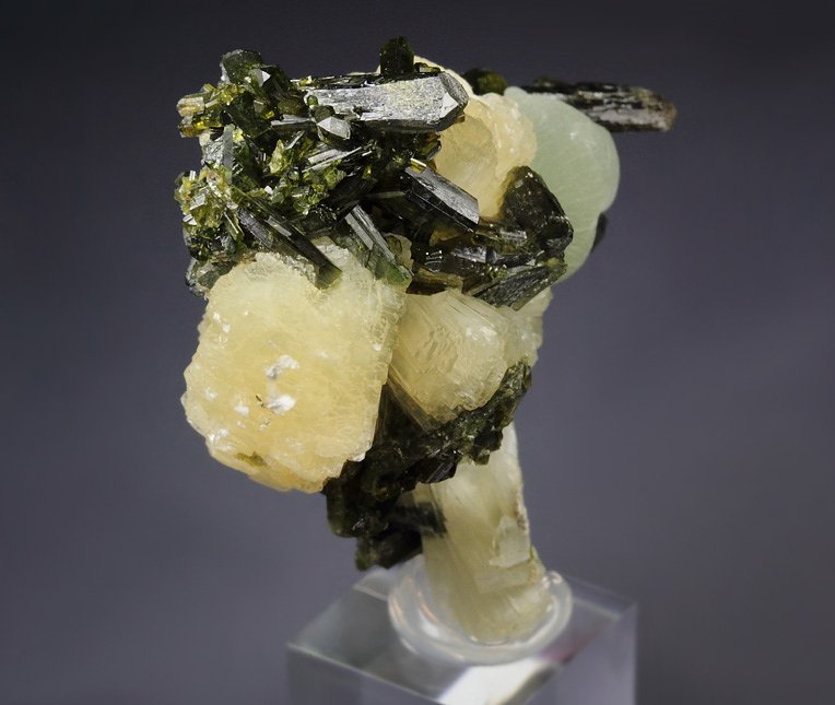 STILBITE-STELLERITE series, PREHNITE, EPIDOTE