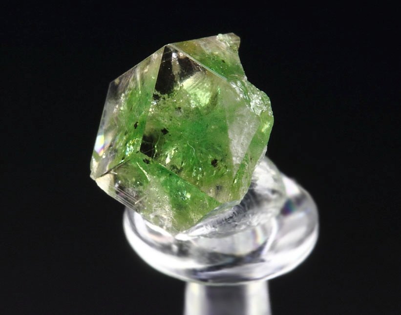 gem GARNET var. GROSSULAR with GREEN CHROMIAN PHANTOM