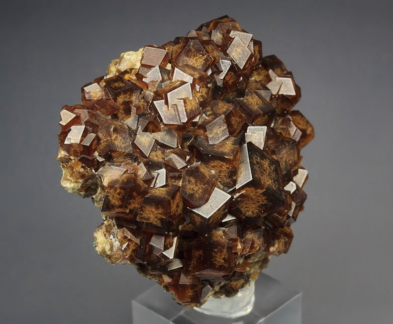 GARNET var. ANDRADITE, HEDENBERGITE