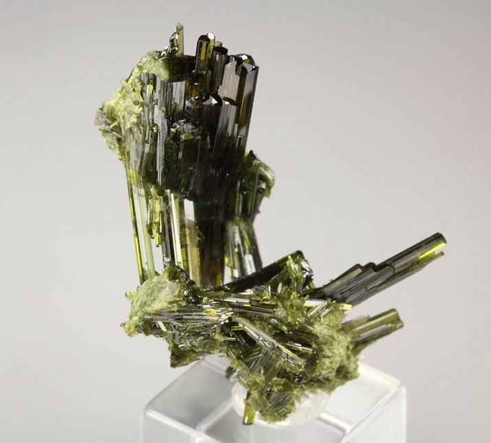 gemmy EPIDOTE