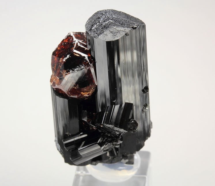 gem GARNET var. SPESSARTINE, TOURMALINE var. SCHORL