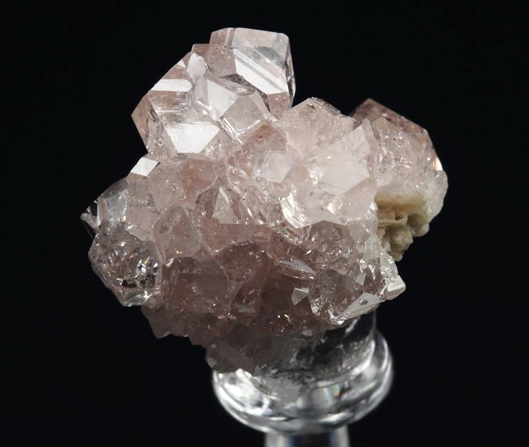 gem PINK GARNET var. GROSSULAR