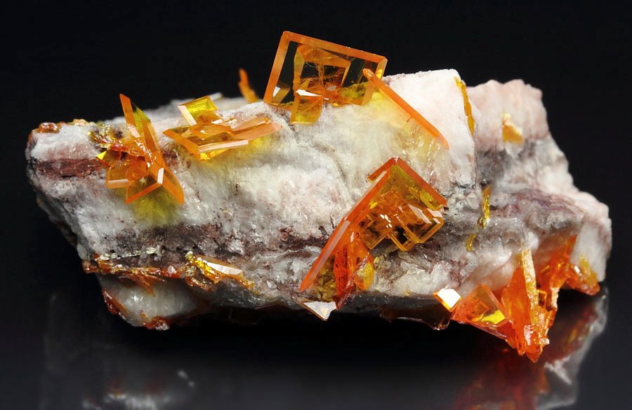 WULFENITE