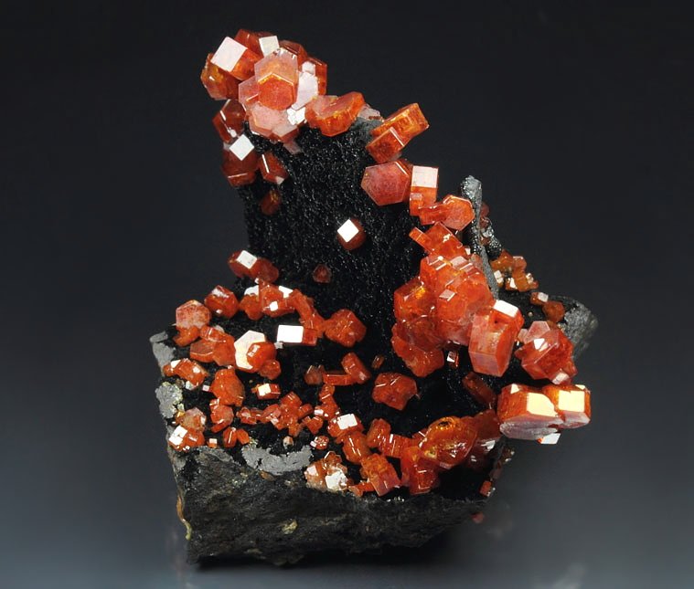 VANADINITE, GOETHITE