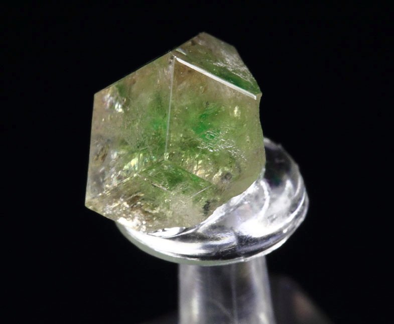 gem GARNET var. GROSSULAR with GREEN CHROMIAN PHANTOM