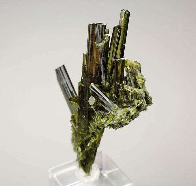 gemmy EPIDOTE