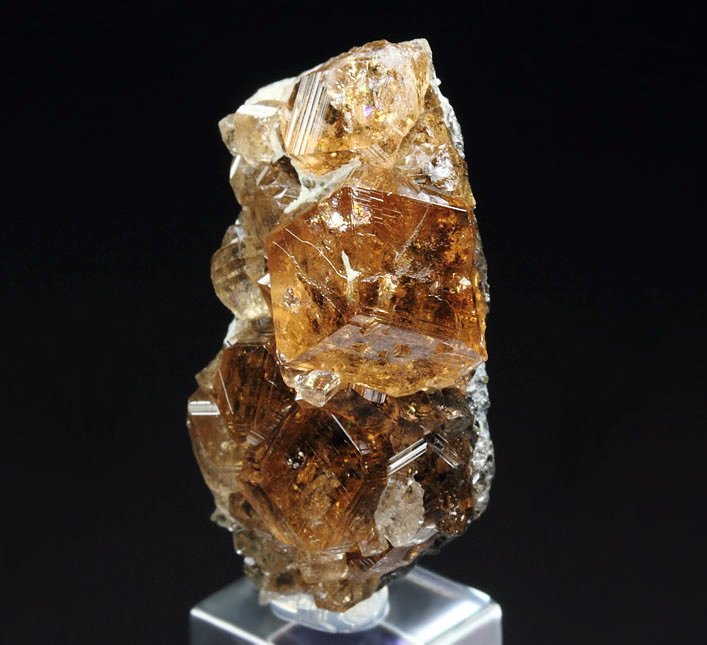 gem GARNET var. GROSSULAR