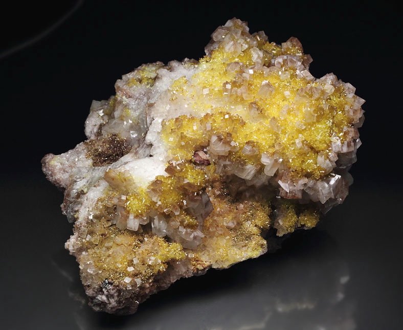 MIMETITE, DOLOMITE