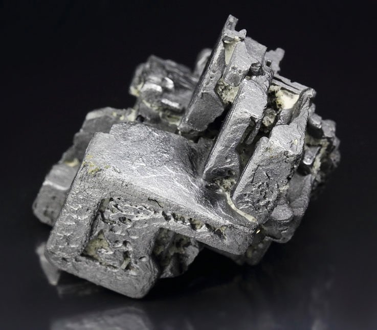 skeletal GALENA, CHALCOPYRITE