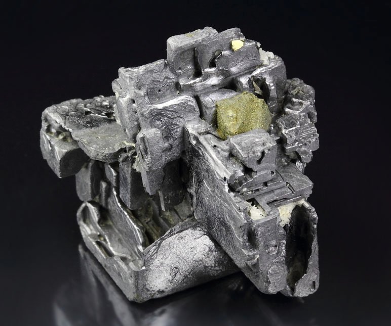 skeletal GALENA, CHALCOPYRITE