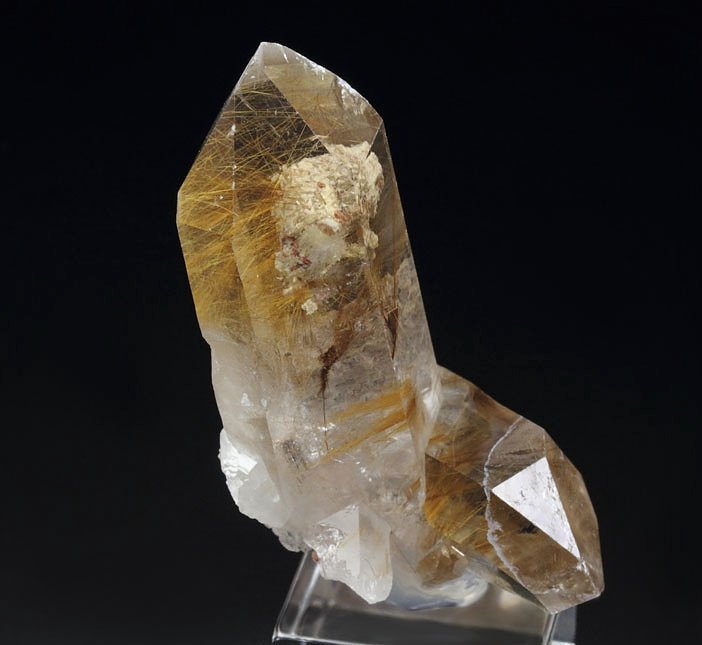 QUARTZ with RUTILE inclusions