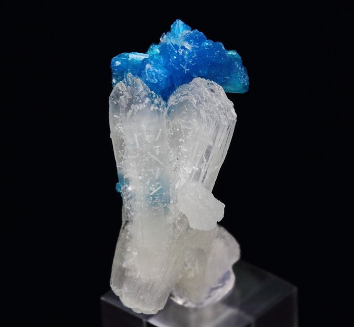 CAVANSITE, STILBITE