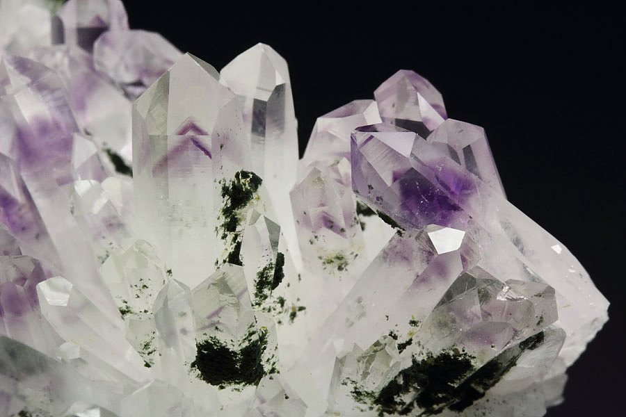 QUARTZ with AMETHYST phantoms