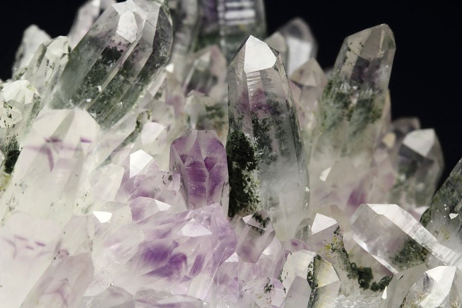 QUARTZ with AMETHYST phantoms