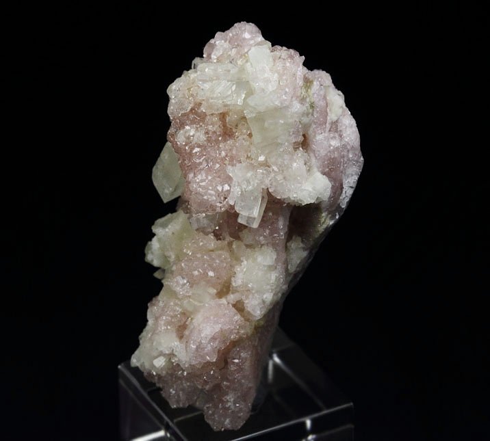 rare- gem PINK GARNET var. GROSSULAR, PREHNITE