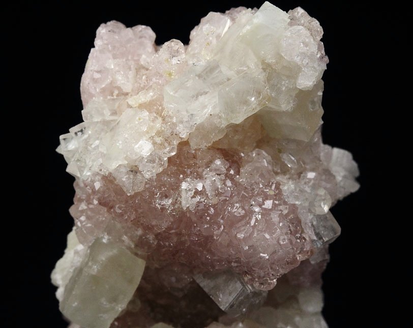 rare- gem PINK GARNET var. GROSSULAR, PREHNITE