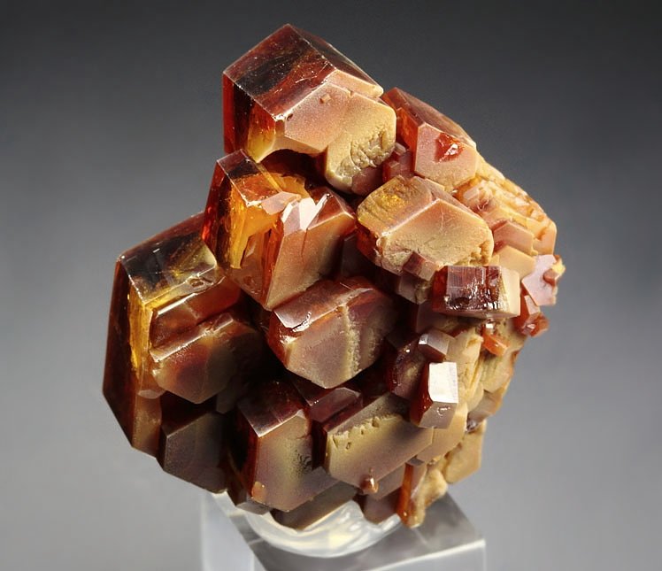 skeletal VANADINITE - floater