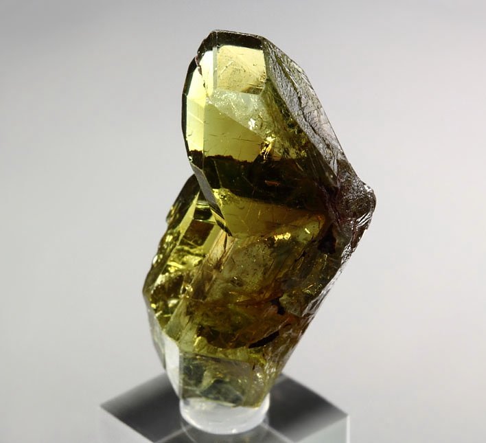 gem CHRYSOBERYL twinned