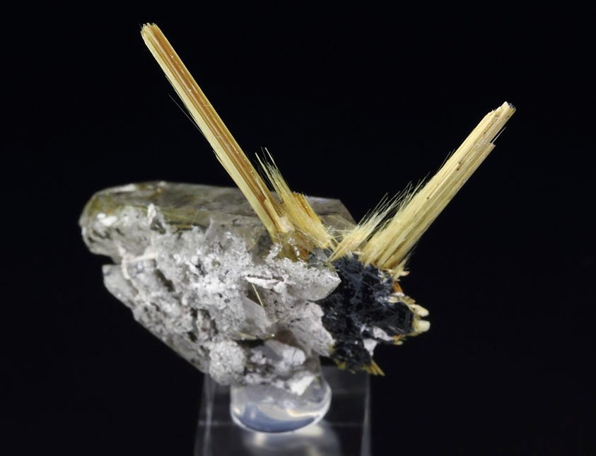 RUTILE, QUARTZ with RUTILE inclusions, HEMATITE