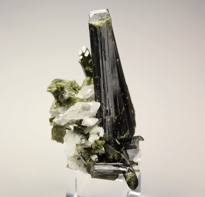 gemmy EPIDOTE, CALCITE, ALBITE 