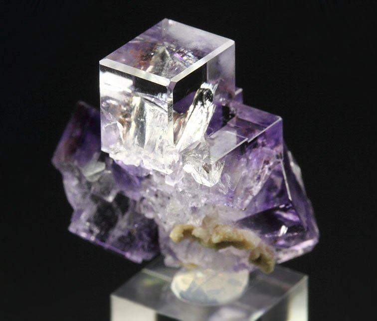 FLUORITE