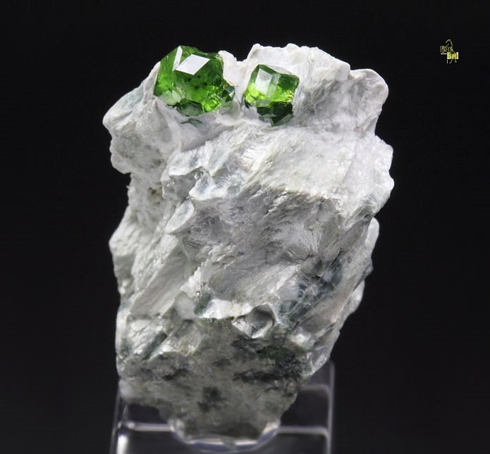 gem GARNET var. ANDRADITE var. DEMANTOID