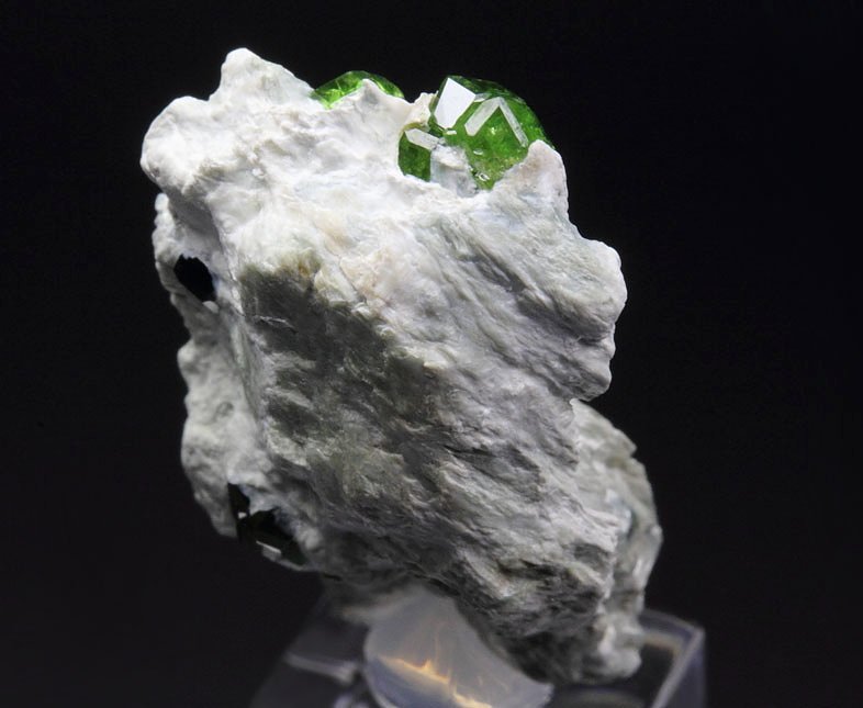 gem GARNET var. ANDRADITE var. DEMANTOID