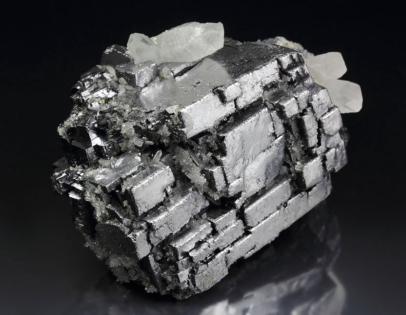 skeletal GALENA, QUARTZ, SPHALERITE var. CLEIOPHANE