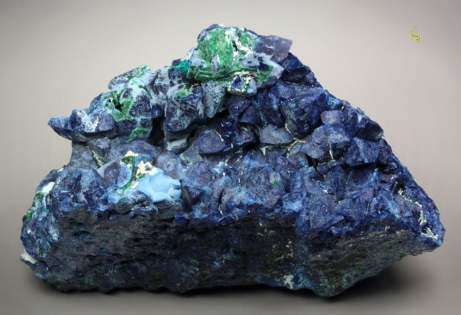 SHATTUCKITE pseudomorph after DIOPTASE after CALCITE, MALACHITE