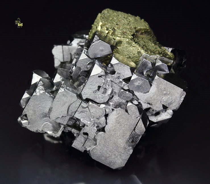 skeletal GALENA, CHALCOPYRITE