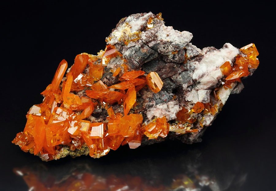 WULFENITE