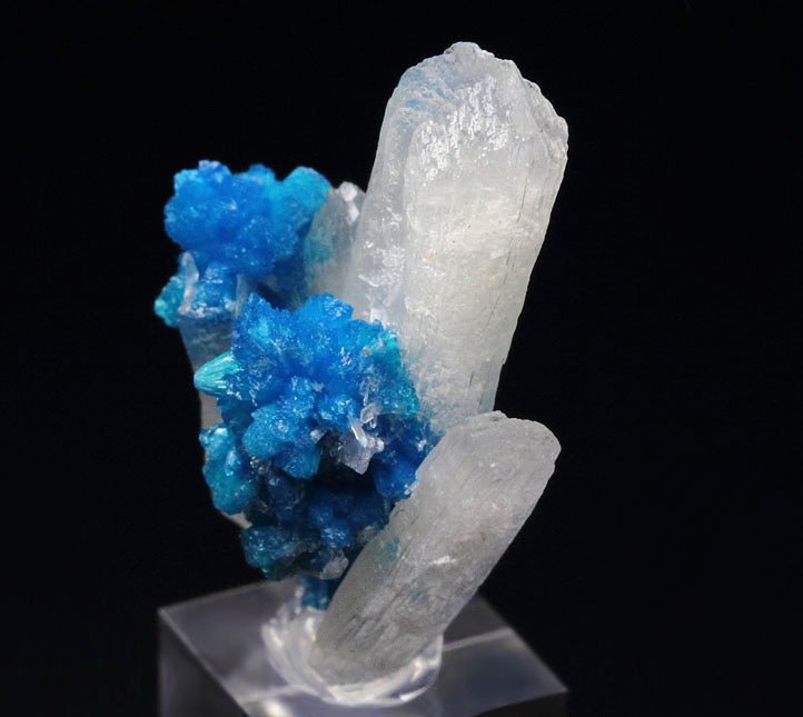 CAVANSITE, STILBITE