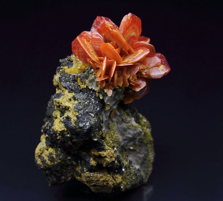 WULFENITE