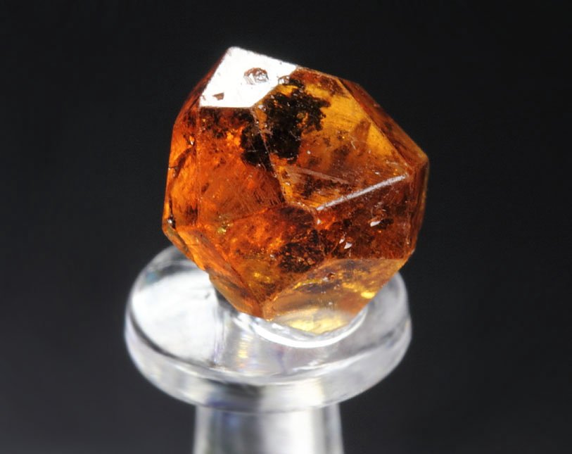 gem GARNET var. SPESSARTINE