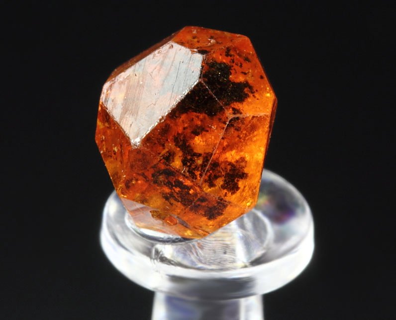 gem GARNET var. SPESSARTINE