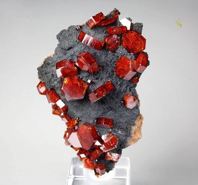 gemmy VANADINITE