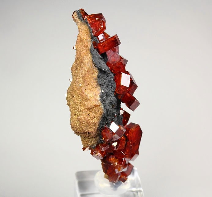 gemmy VANADINITE