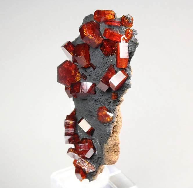 gemmy VANADINITE