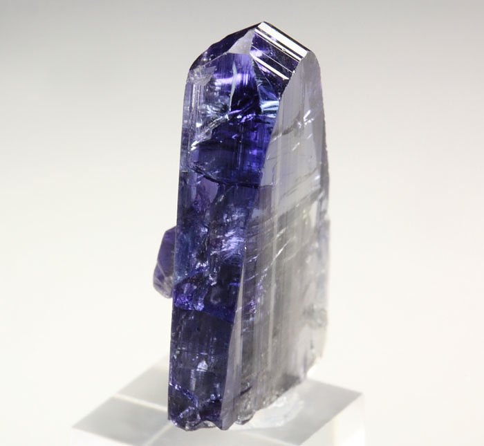 gem ZOISITE var. TANZANITE