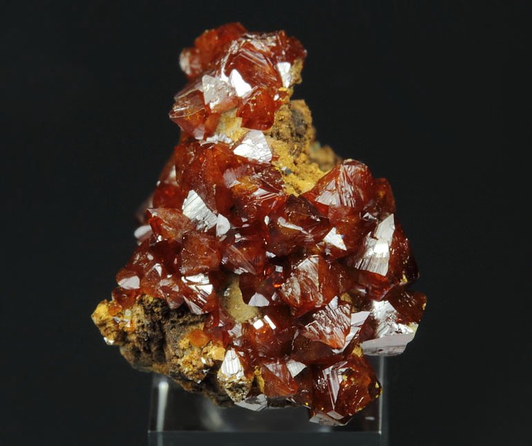 WULFENITE