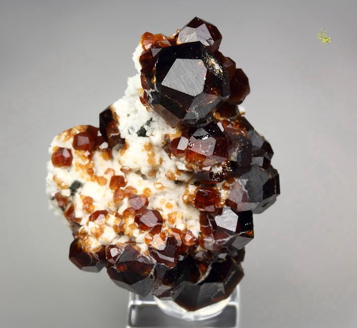 GARNET var. SPESSARTINE